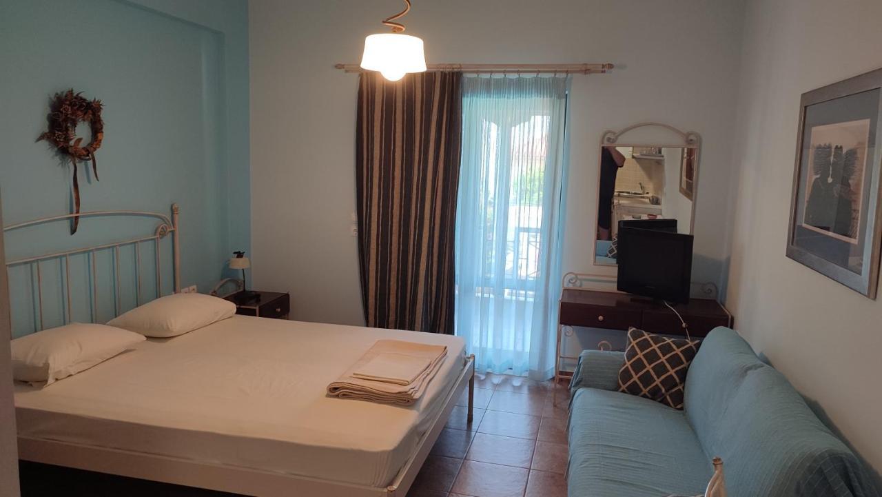 Guesthouse Michobeis Kamarína Esterno foto