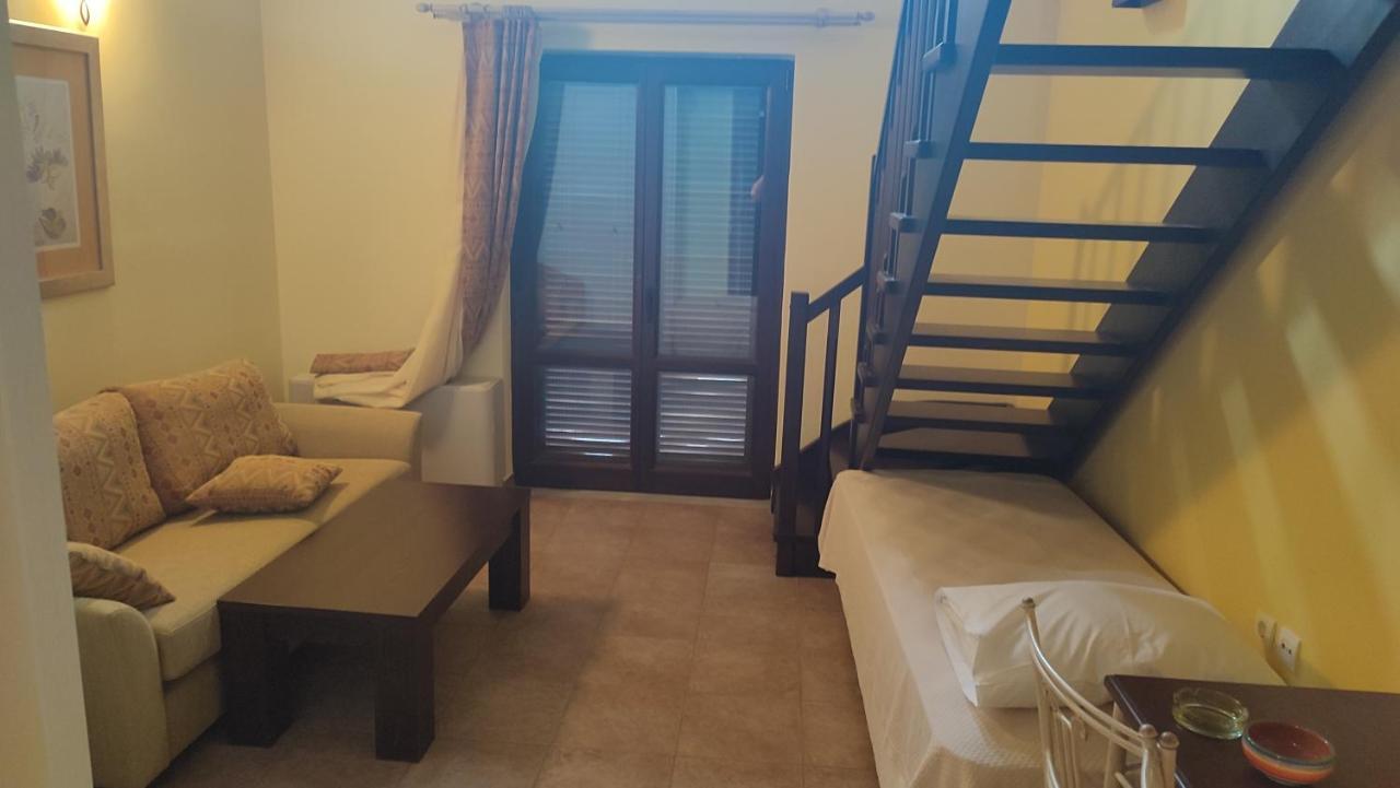 Guesthouse Michobeis Kamarína Esterno foto